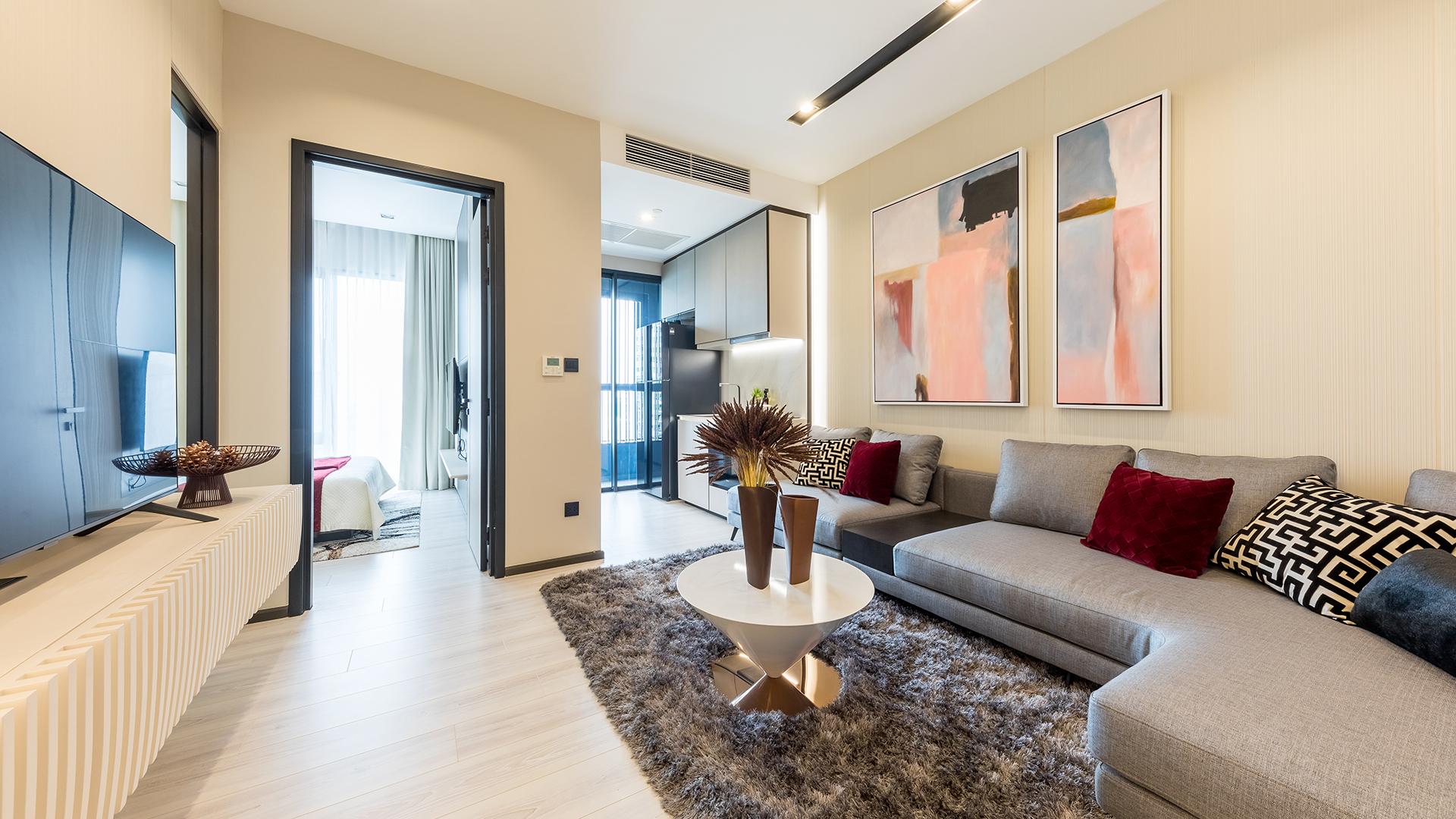 1 BEDROOM