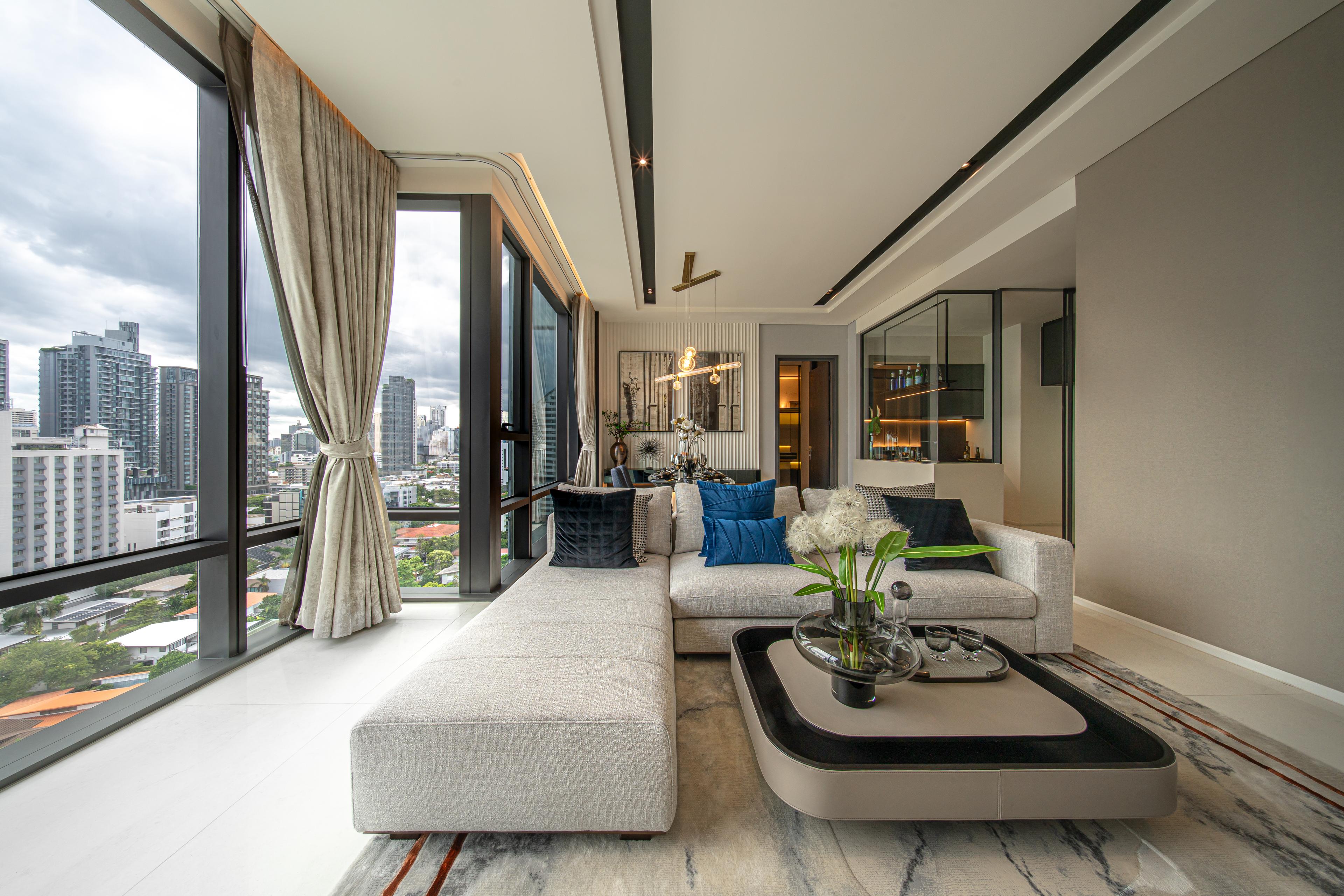 2 BEDROOM